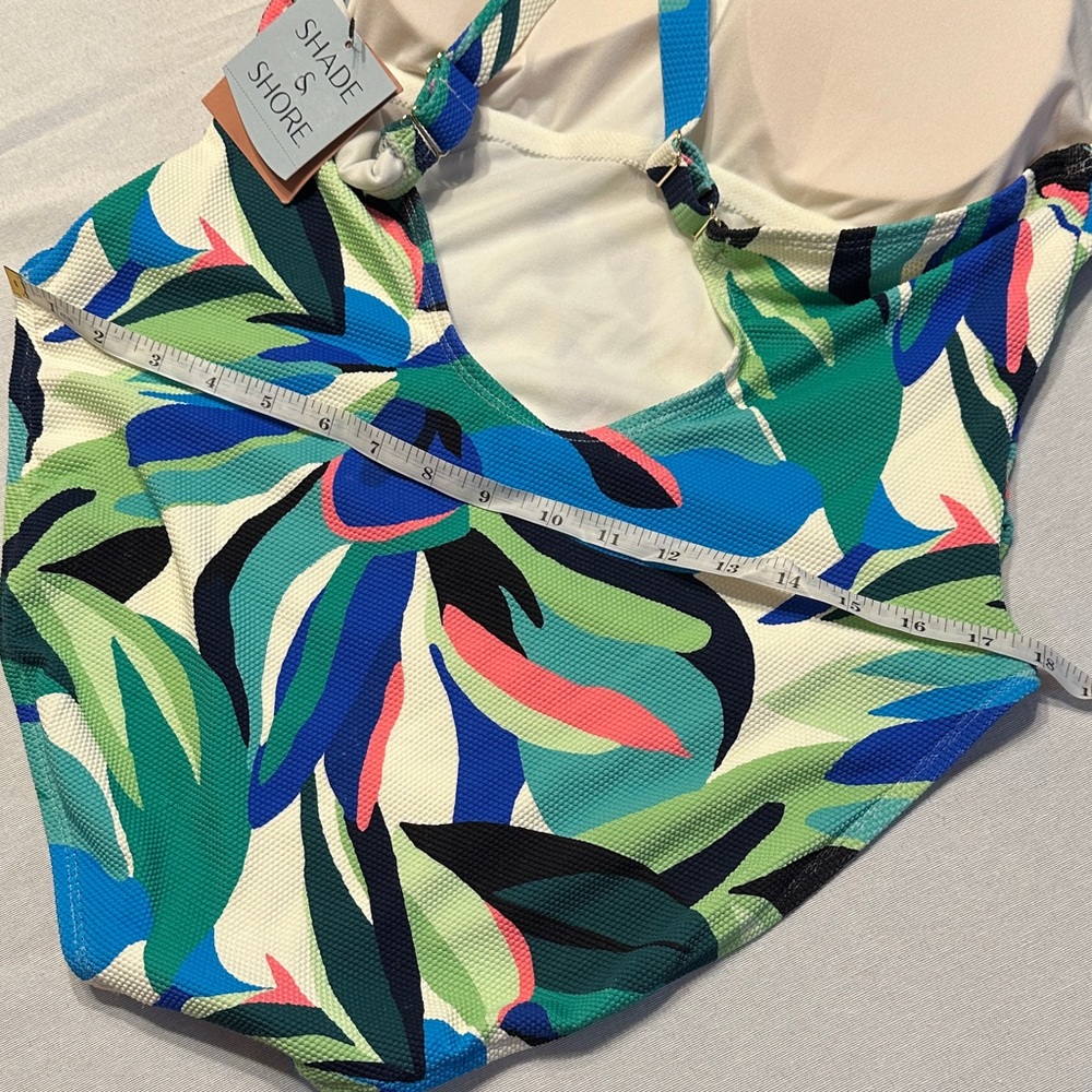 Shade & Shore Tropical Swim One Piece 🌴 🩱 - Picture 8 of 8